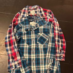 Boys Long sleeve button down shirt size 7/8